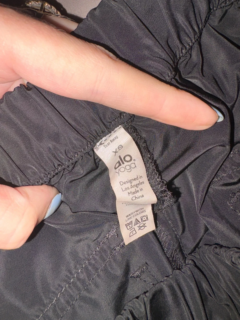 ALO Yoga women’s Black Cargo Pants with Elastic Cuffs